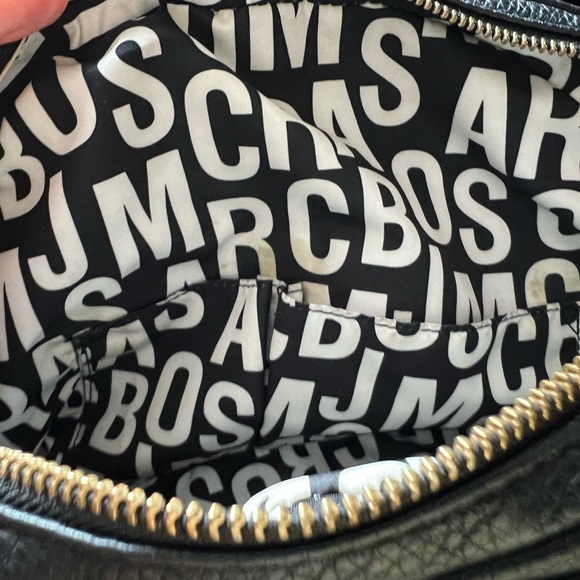 SOLD ON IG: Marc Jacobs Classic Groovee Q - Picture 7 of 7